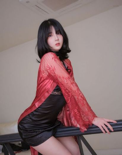 韩国年轻漂亮的子3_超清影视在线观看