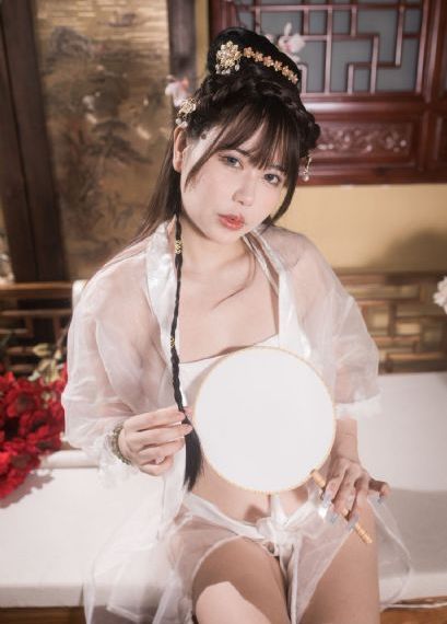 漂亮女保姆_1080P免费高清观看