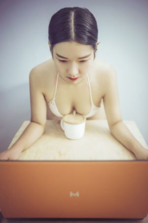 日本公妇在线观看中文版_免VIP免费在线观看