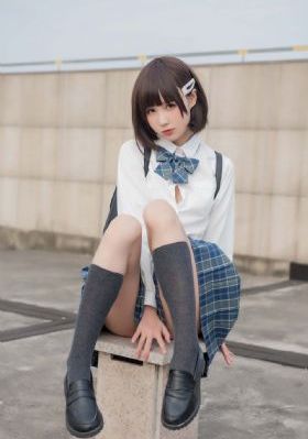 伊人国产在线观看_国产剧免费观看韩国